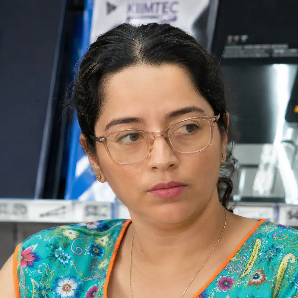 Ana María Hurtado - Papelería y Servicios La Blanca